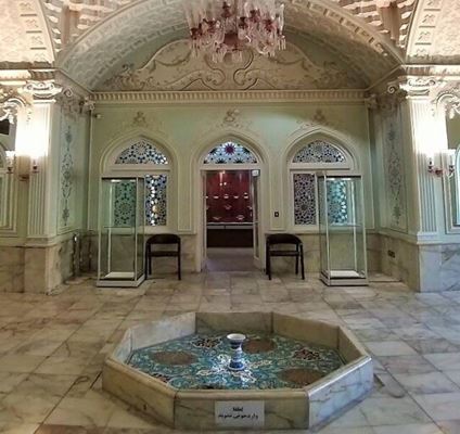 Музеј Палате огледала, изложба светлости и илуминације